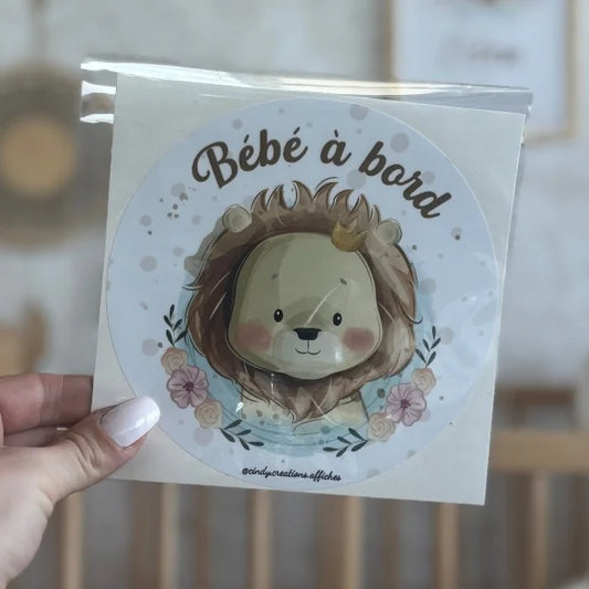 stickers bebe a bord lion illustration en main