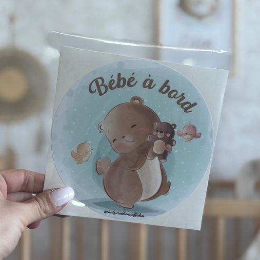 stickers bebe a bord lion illustration en main